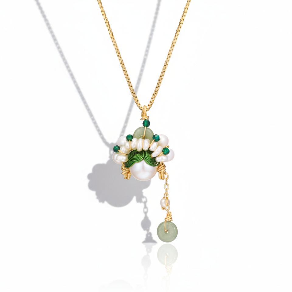 Qingyi Peking Opera Freshwater Pearl Necklace